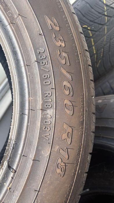 Гуми 235/60/18 Pirelli