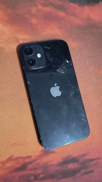 Айфон 12 мини срочно Face id работает