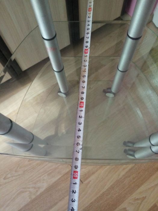 За телевизор.   .