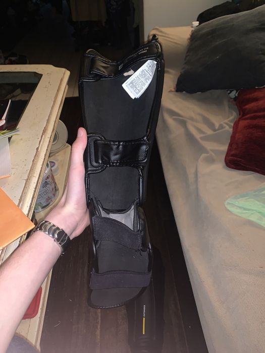 Tibiere kickbox marimea L NEGOCIABIL