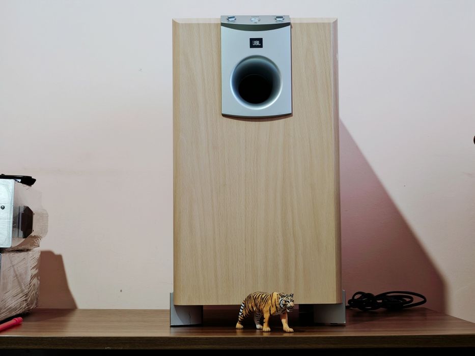 Jbl SCS-SUB. Subwoofer de clasă. Bass profund și adânc. Preț fix !