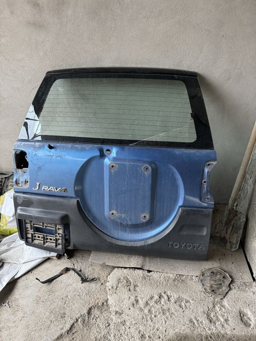 крышка багажника рав4 первого поколения