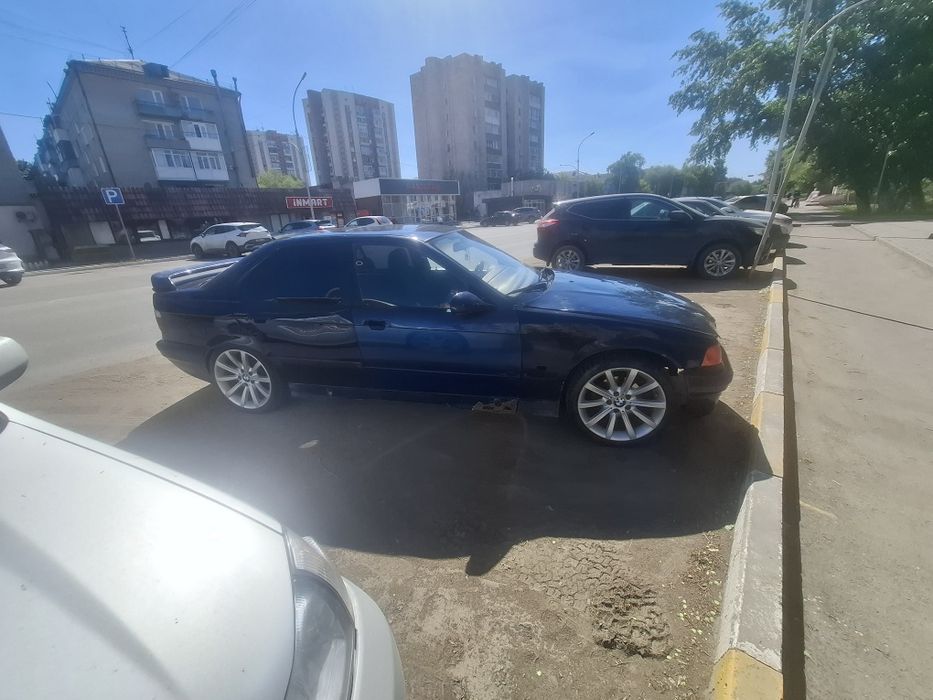 Продам бмв е36 все хоршшо