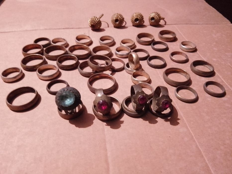 Динарови пръстени и халки