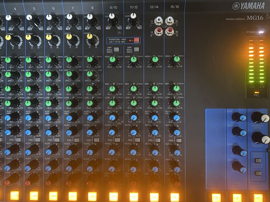 Yamaha MG16 ( linie / voce / instrumente )