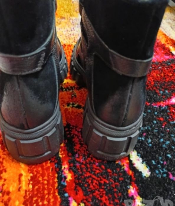 Дамско,олекотено  Яке!