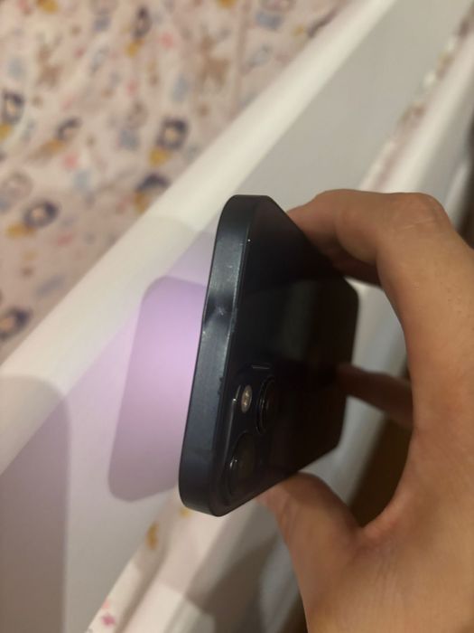 Продам iphone 13 128gb