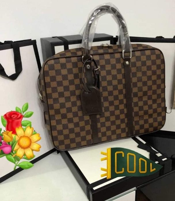 Geanta potrivită laptop, port documents, France, curea detasabila, sac