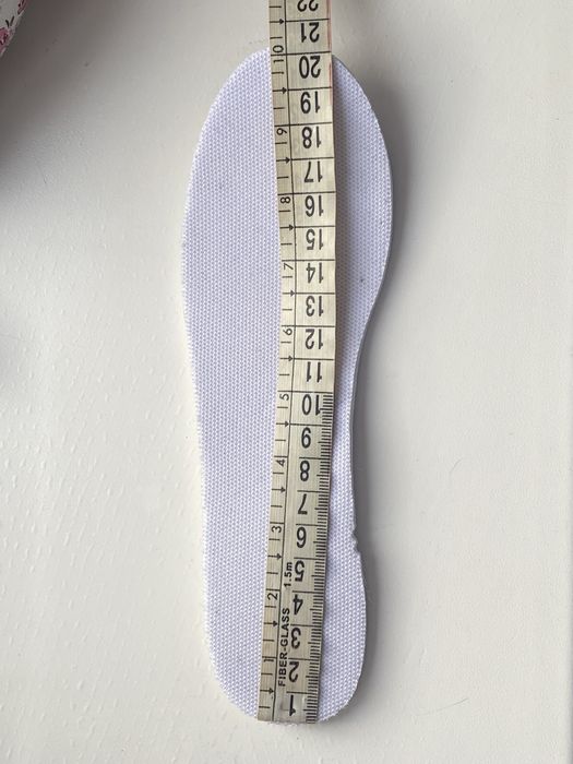 Коньки фигурные, р32