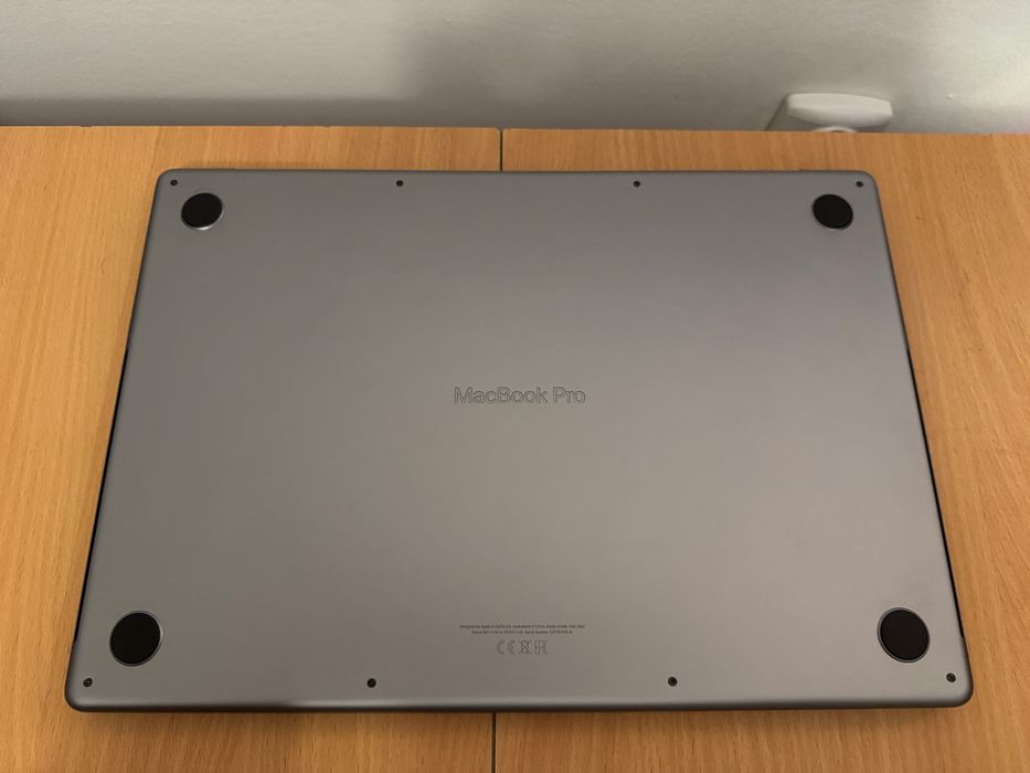 MacBook Pro 16” M1 Pro 16GB RAM | 512 SSD