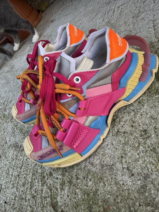 Продавам маратонки