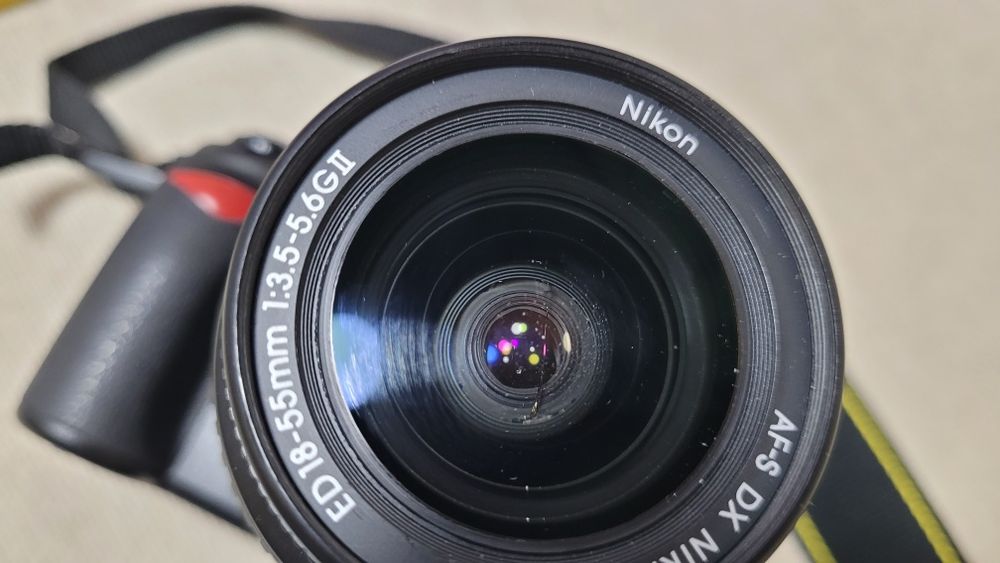 Aparat foto DSLR Nikon D3100 + obiectiv Nikon DX Auto-focus 18-55mm