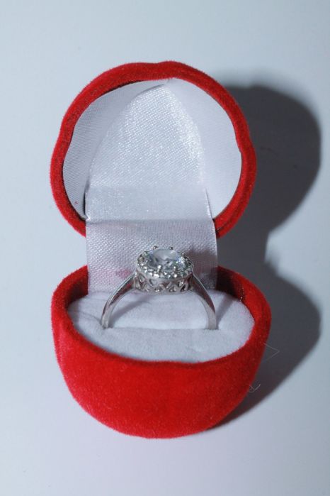 Кольцо женское серебряное