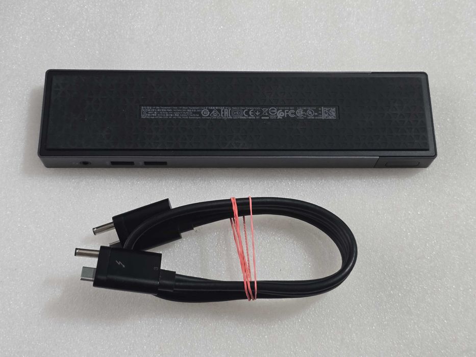 Docking Station HP Elite Thunderbolt 3 Dock HSTNN-CX01 - poze reale