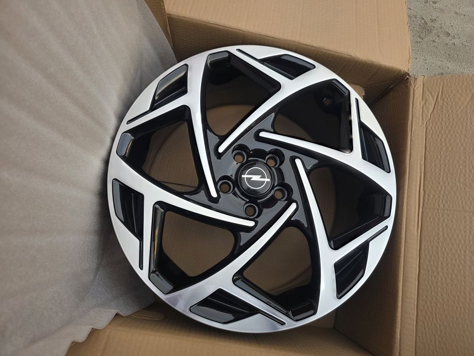Jante de aliaj pentru opel astra pe 17  5x105 marca rc wheels model 175
