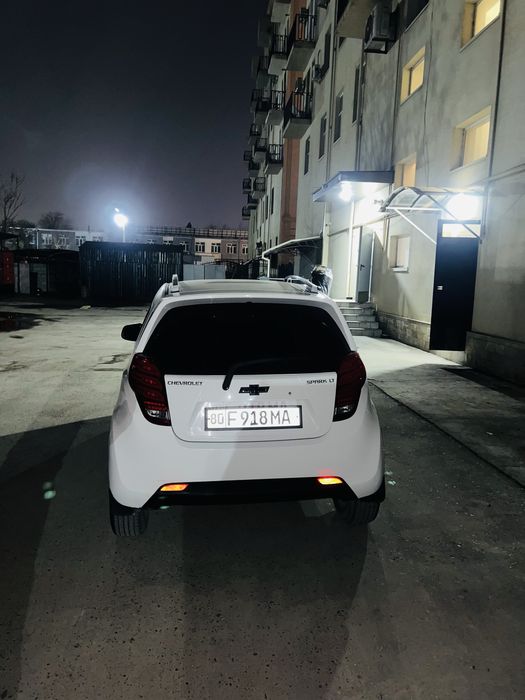 Срочно продам свой спарк в хорошем состояние год випуска 2015