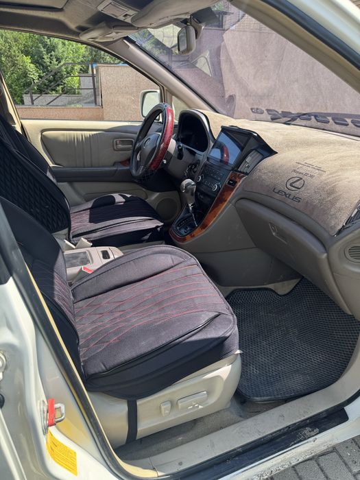 Продаю лексус рх300 lexus rx300