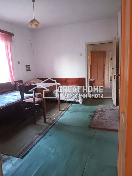 Едноетажна тухлена масивна къща – с. Лиляк !!!