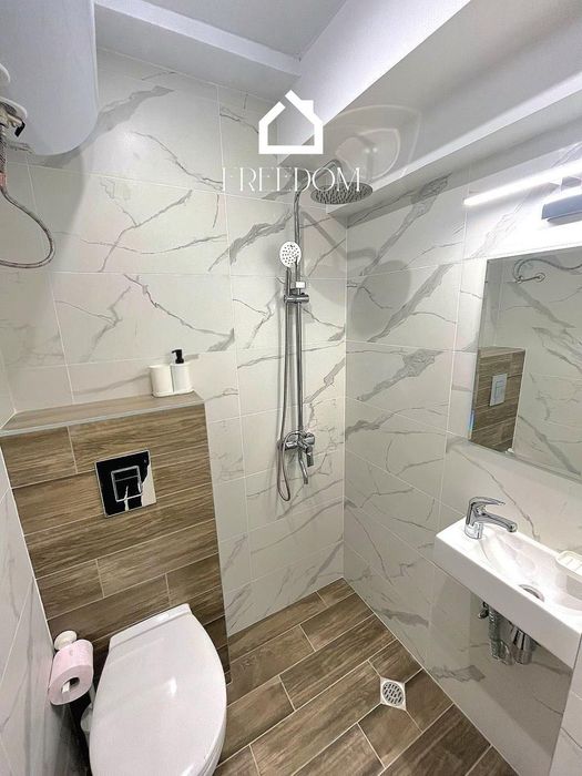 Продава се Двустаен апартамент в Варна, Бриз - 59 кв.м за 2017 €/кв.м - Снимка #9