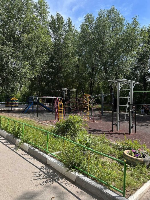 Продам малосемейку 1 ком в КЖБИ