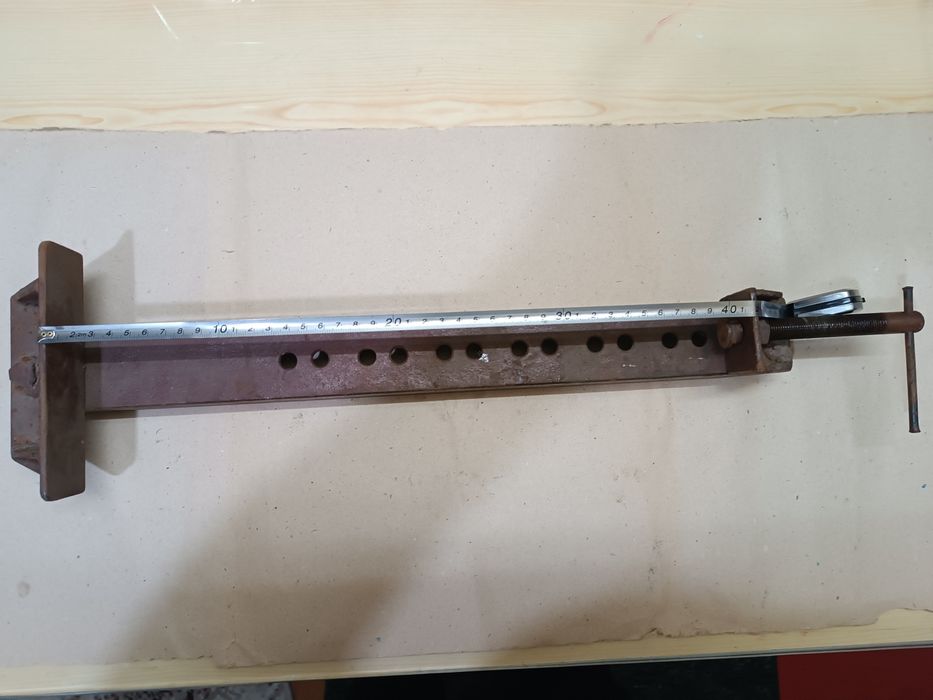 Струбцина универсальная