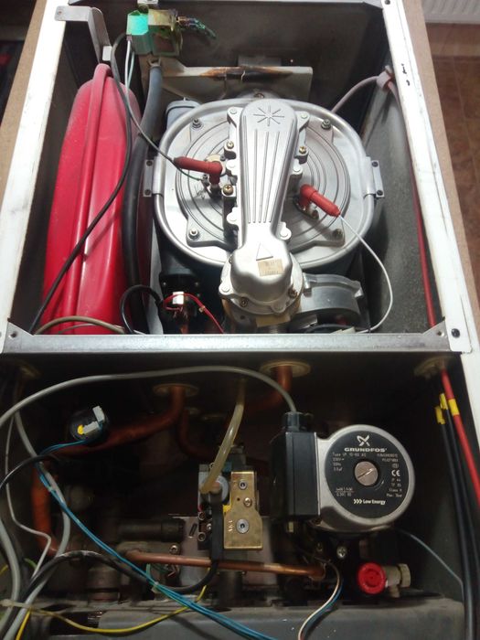 Depozit piese s.h. centrale BAXI diverse modele.