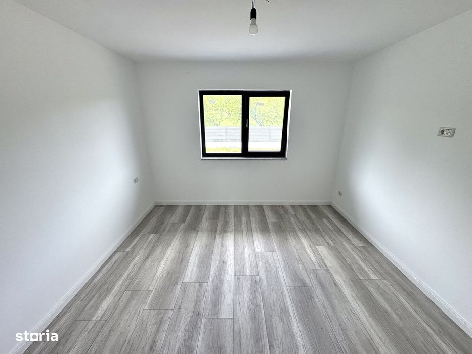 600 mp teren!PLACA si peste etaj!Dressing!Casa 4 camere,Bucium-Barnova