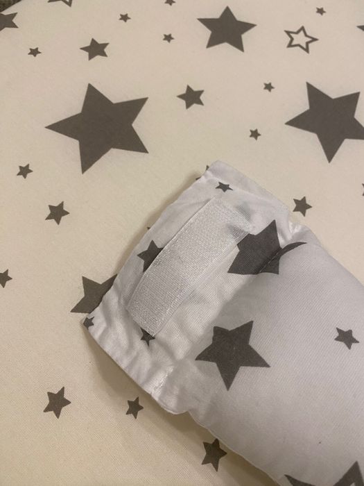 Vând Pernă antireflux, ca nouă.