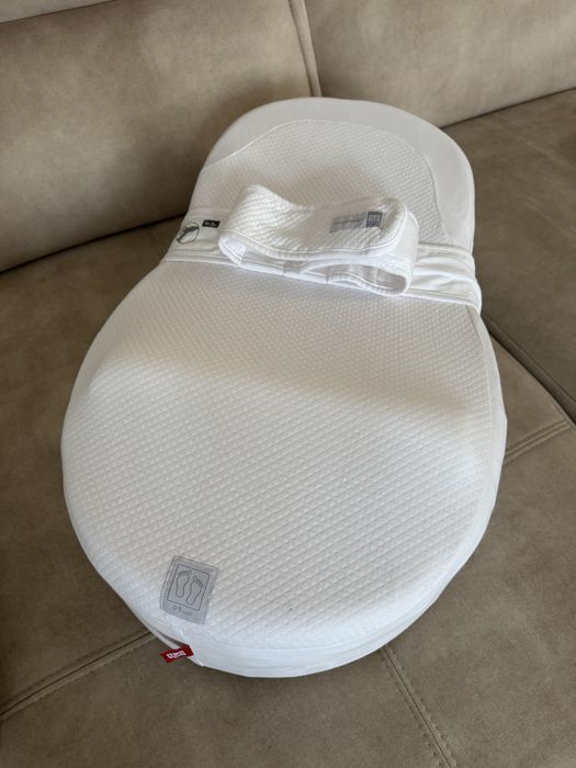CocoonaBaby ергономичен матрак за новородени - White
