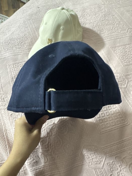 Продаю кепки оригинал Tommy Hilfiger