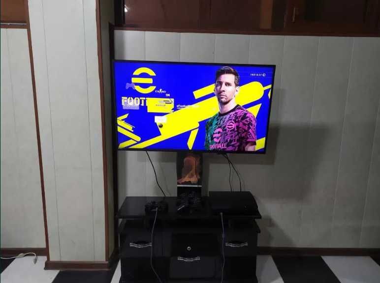 Playstation 3 va Kompyuter xizmati sotiladi