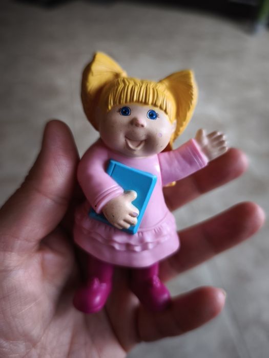 Аnne Gedis, Care Bear, squishmallows, cabbage Patch mini dolls