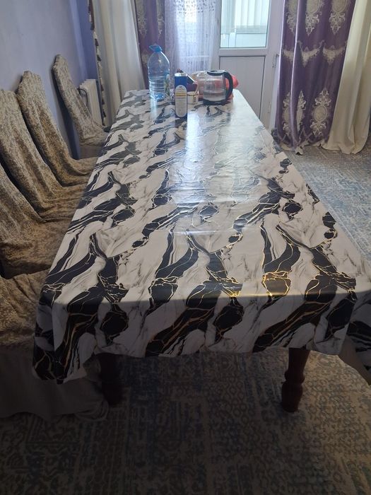 Продам стол срочно