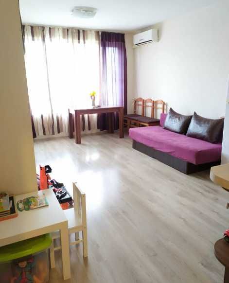 Дава се под наем Двустаен апартамент в Бургас, Славейков - 60 кв.м за 245 € - Снимка #2