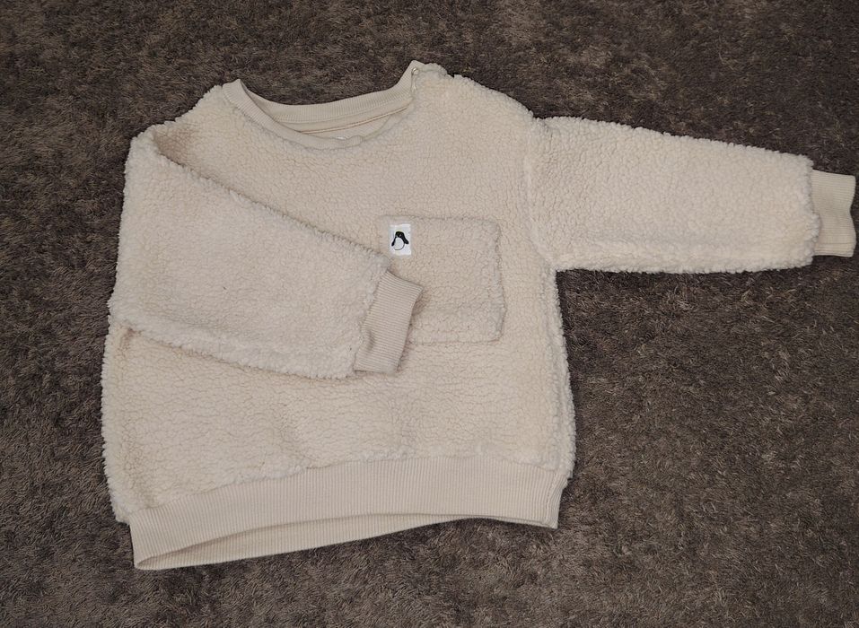 Lot bluzițe ( 4 bucăți) fetiță mărimea 86 H&m și Sinsay