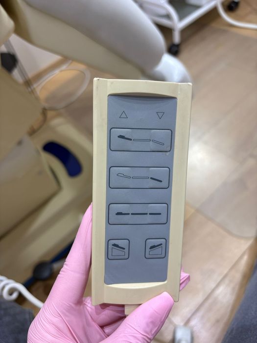 Scaun medical / cosmetic electric cu 3 motoare