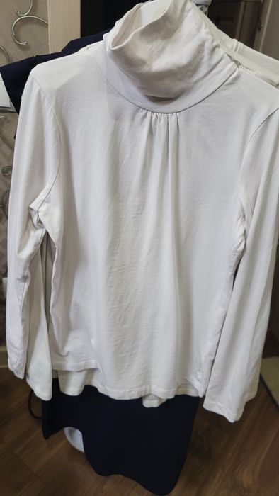 Блузки и водолазки для школы