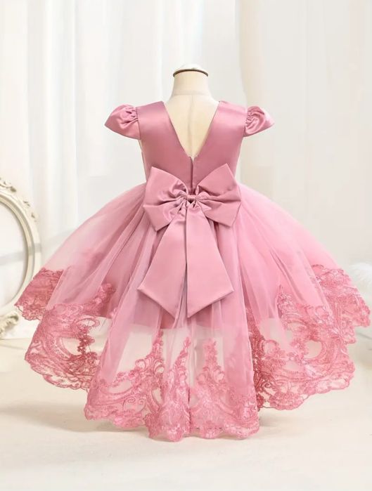 Бебешки и детски рокли