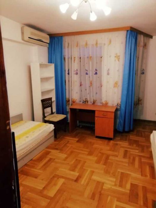 Дава се под наем Тристаен апартамент в Бургас, Лазур - 120 кв.м за 325 € - Снимка #7