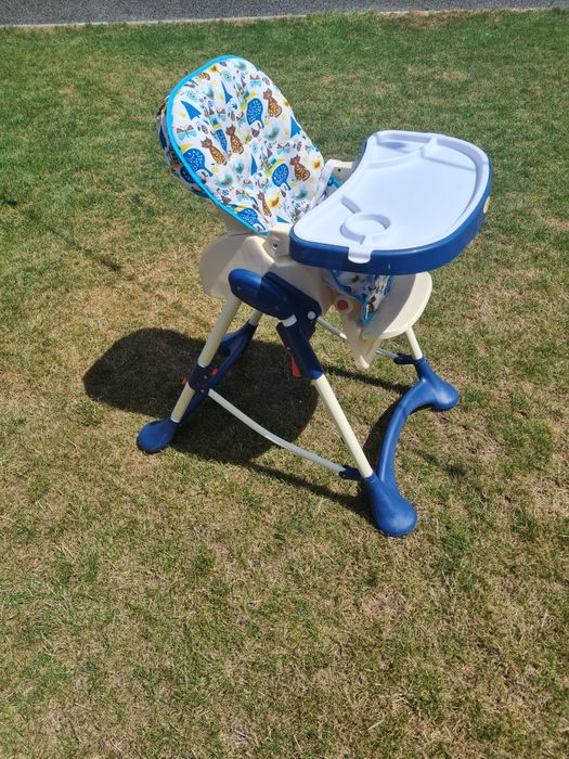 Vand scaun de masa pentru copii