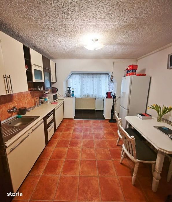Apartament 2 camere decomandate – Carpati 2