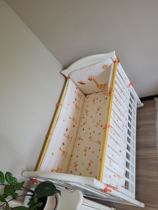 Продам детскую кровать-манеж