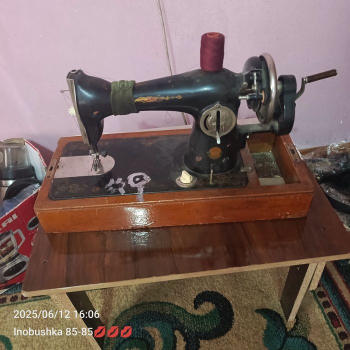 Тикиш машинкаси сотилади