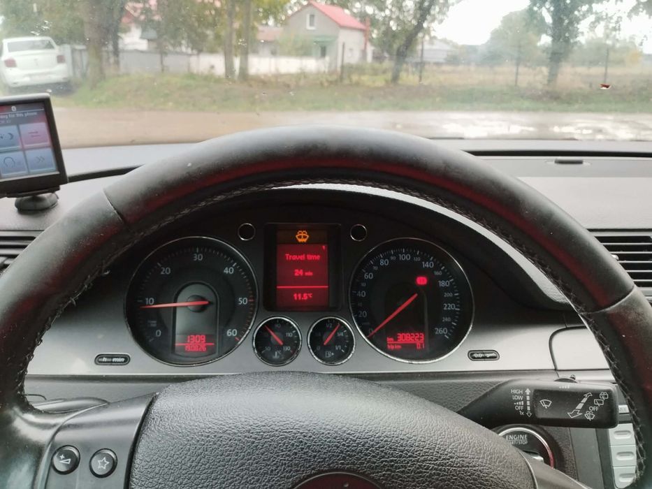 Volkswagen Passat 2008 diesel, 2.372 € — imagine 5