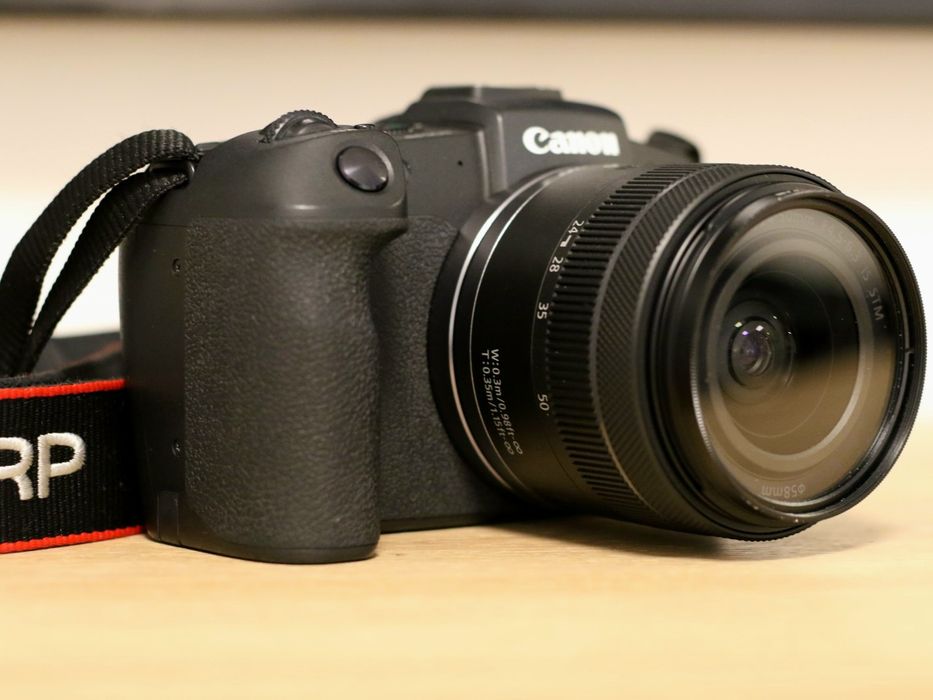Canon Eos RP + 24-50 Stm обектив Full frame