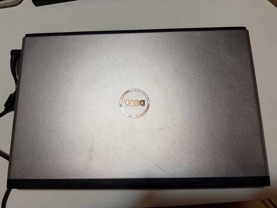 Лаптоп Dell vostro ssd !