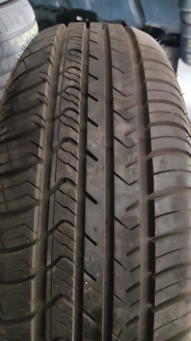 1бр чисто нова гума 195/65/15 Kleber
8.9мм
Гумата е чисто нова с етике