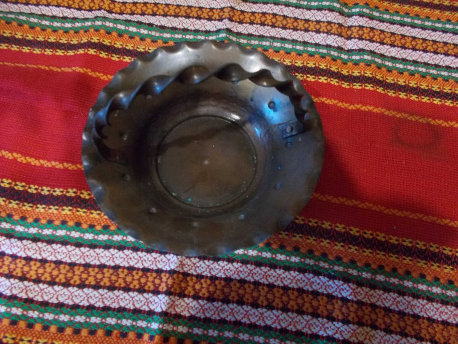 кошница за сладки и бонбони - медна !