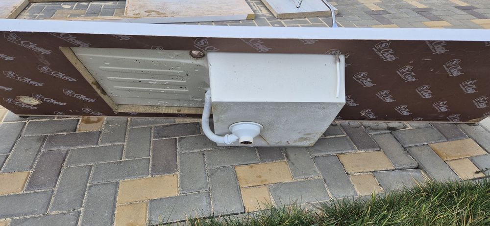 Кухонная мойка каменная