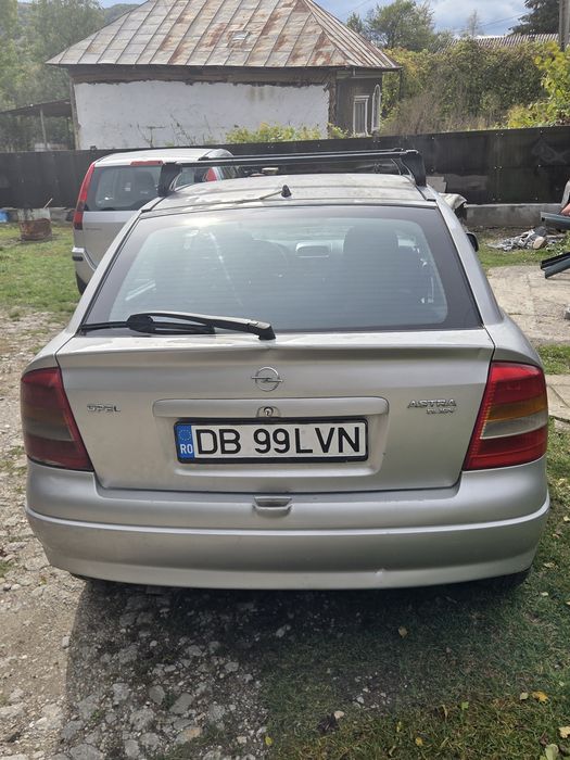 Vând Opel Astra G